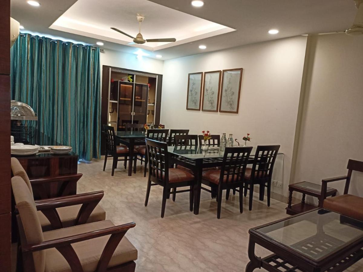 Hermitage By The Cosy Hotels Near Lotus Temple New Delhi Bagian luar foto