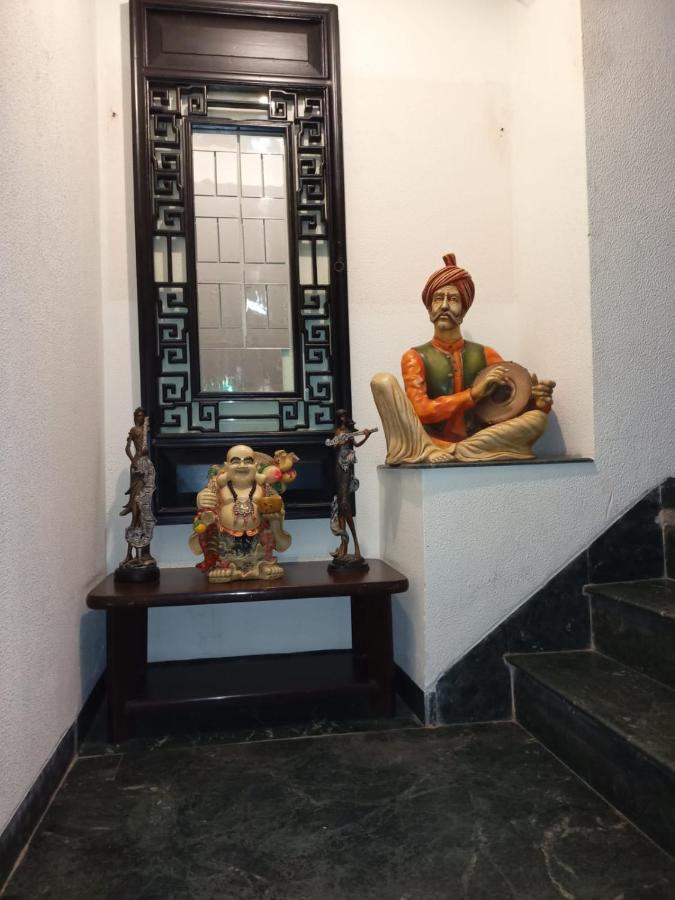 Hermitage By The Cosy Hotels Near Lotus Temple New Delhi Bagian luar foto