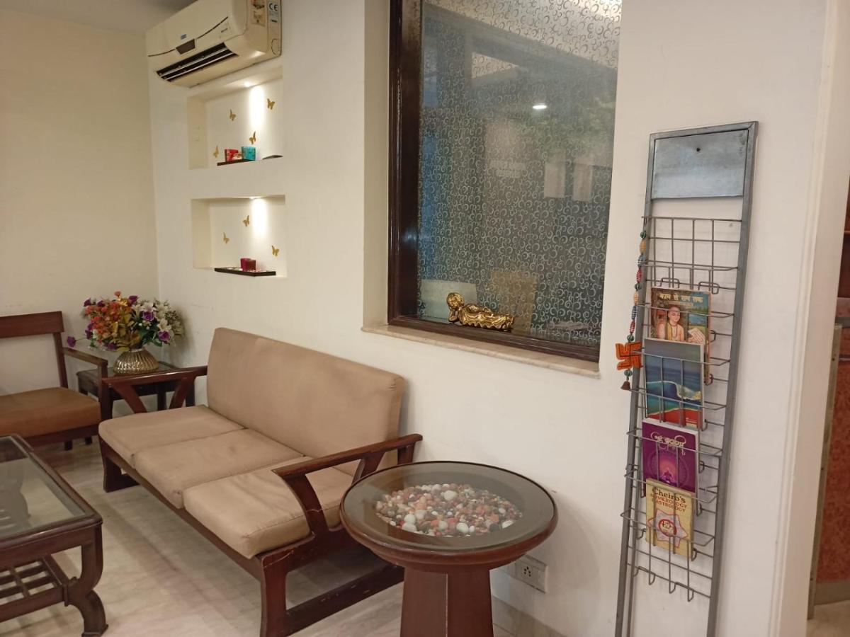 Hermitage By The Cosy Hotels Near Lotus Temple New Delhi Bagian luar foto