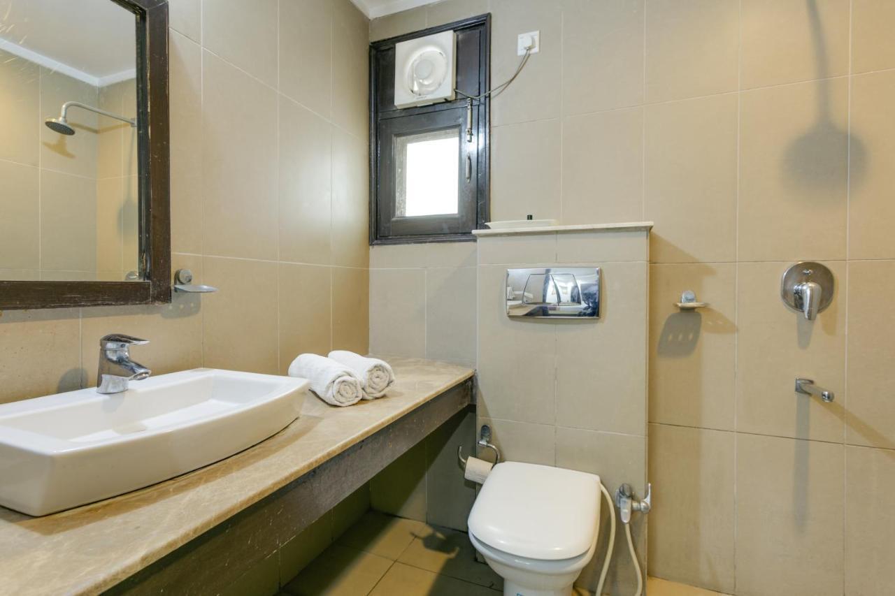 Hermitage By The Cosy Hotels Near Lotus Temple New Delhi Bagian luar foto