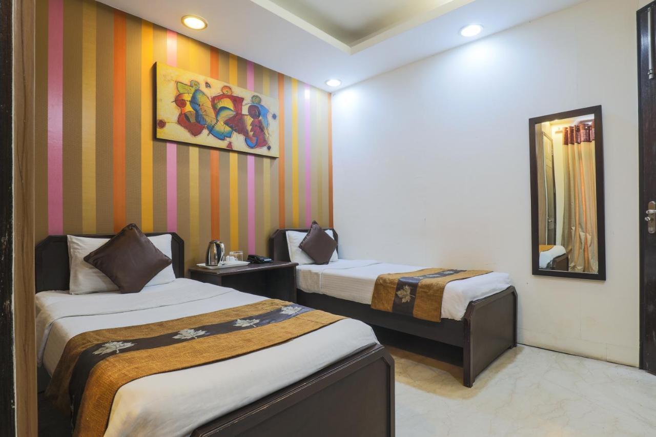 Hermitage By The Cosy Hotels Near Lotus Temple New Delhi Bagian luar foto